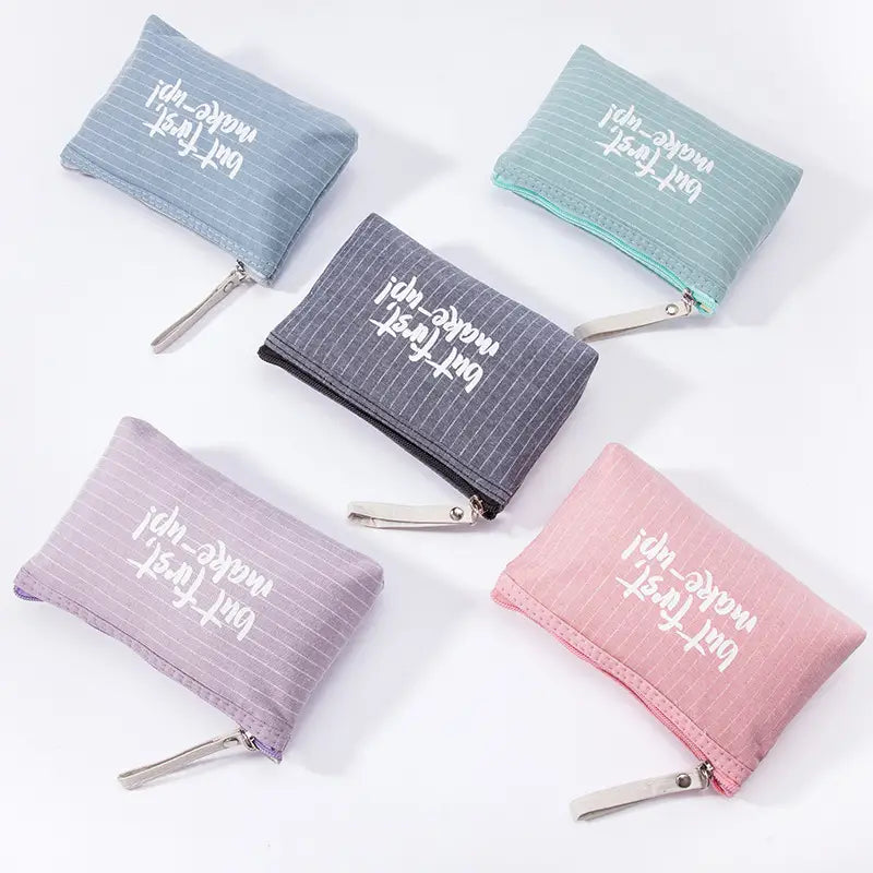 Portable Women's Zippered Cosmetic Bag for Travel